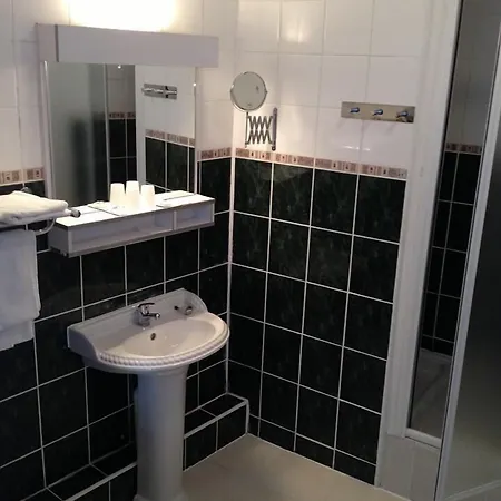 Отель Le Bristol 2*
