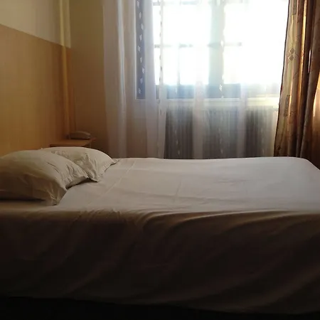 Le Bristol Hotel Valenciennes
